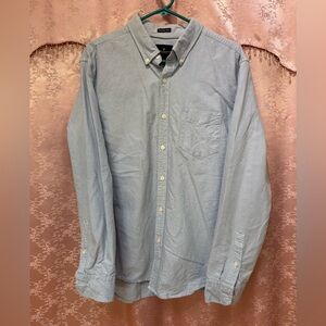 American Eagle Men’s Blue Button-Down Shirt